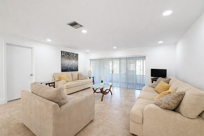 5093 Privet Place Delray Beach FL 33484