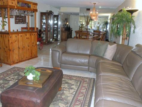 4221 W Palm Aire Drive Pompano Beach FL 33069