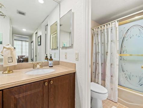 4221 W Palm Aire Drive Pompano Beach FL 33069