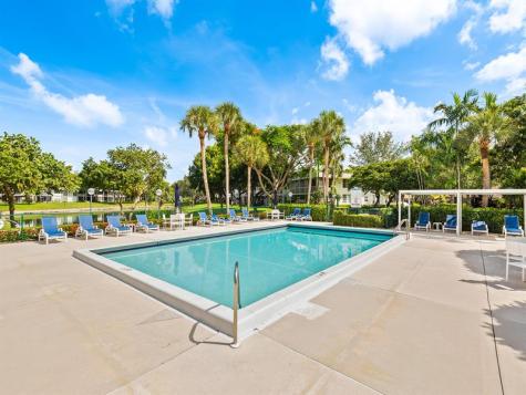 4221 W Palm Aire Drive Pompano Beach FL 33069