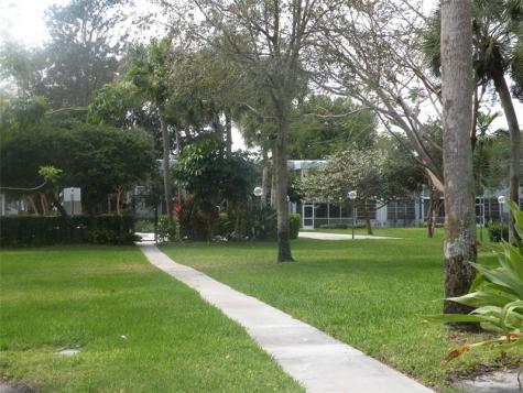 4221 W Palm Aire Drive Pompano Beach FL 33069