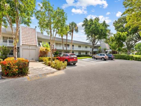 4221 W Palm Aire Drive Pompano Beach FL 33069