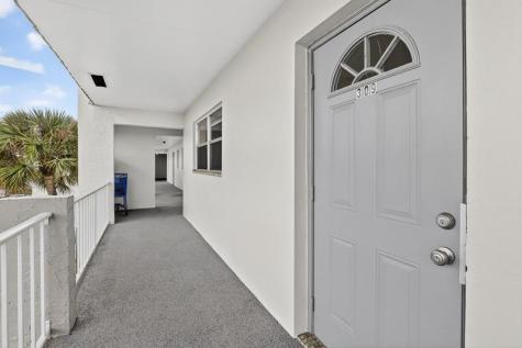 8130 Sunrise Lakes Boulevard Sunrise FL 33322