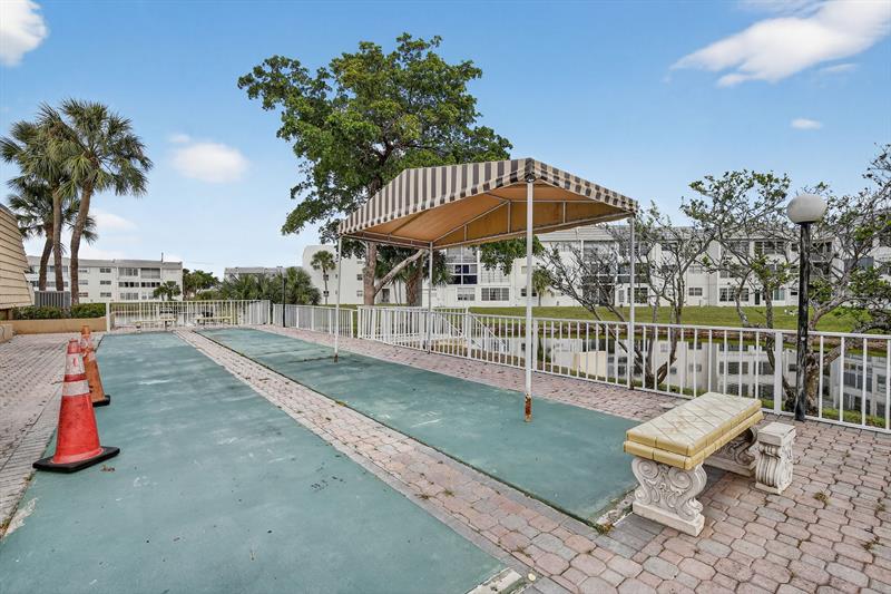 8130 Sunrise Lakes Boulevard Sunrise FL 33322