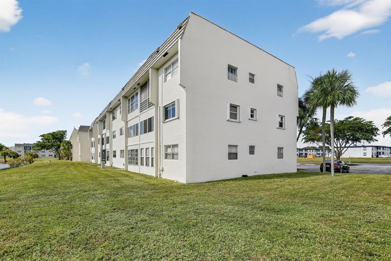 8130 Sunrise Lakes Boulevard Sunrise FL 33322