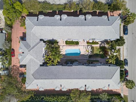 2725 NE 8th Avenue Wilton Manors FL 33334