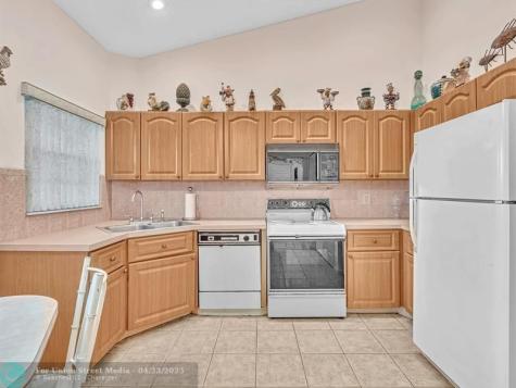 5833 Parkwalk Drive Boynton Beach FL 33472