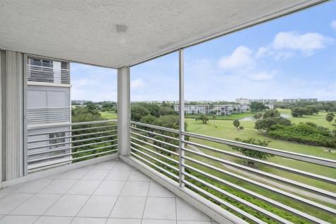 3520 Oaks Way Pompano Beach FL 33069