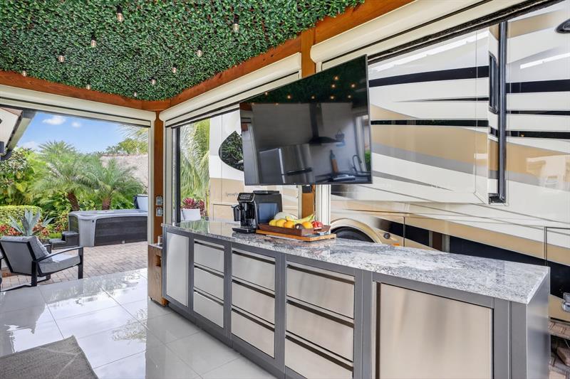 78 S Cortez Drive Pompano Beach FL 33068