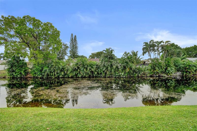 715 Gardens Drive Pompano Beach FL 33069