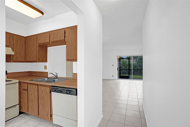 715 Gardens Drive Pompano Beach FL 33069