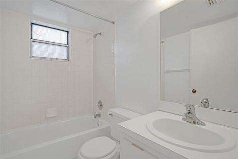 715 Gardens Drive Pompano Beach FL 33069