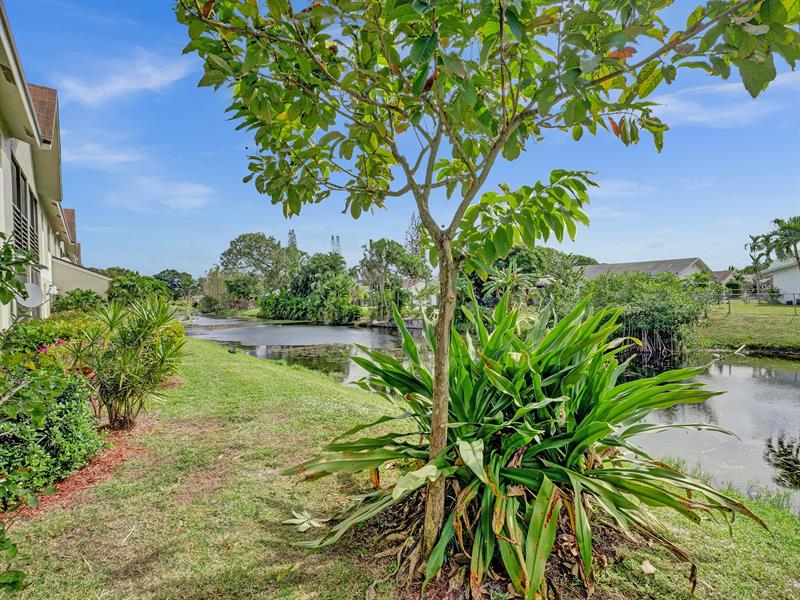 715 Gardens Drive Pompano Beach FL 33069