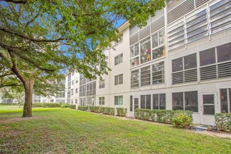 1501 Cayman Way Coconut Creek FL 33066