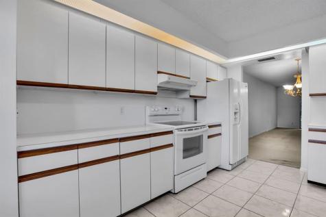 1501 Cayman Way Coconut Creek FL 33066