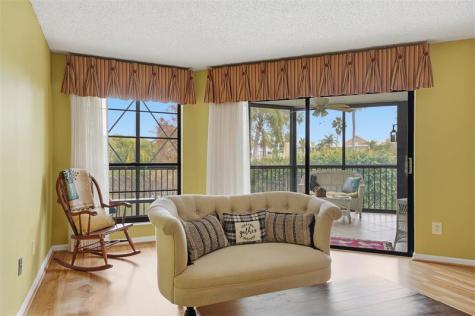 7555 Fairfax Drive Tamarac FL 33321