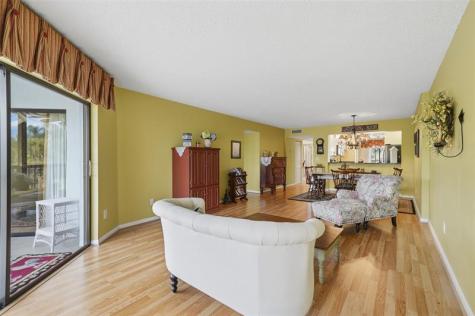 7555 Fairfax Drive Tamarac FL 33321
