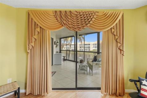 7555 Fairfax Drive Tamarac FL 33321