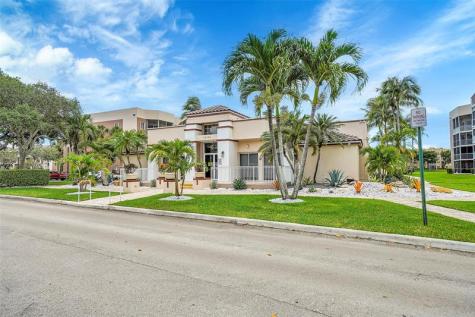 7555 Fairfax Drive Tamarac FL 33321