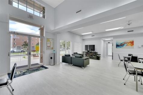 7555 Fairfax Drive Tamarac FL 33321