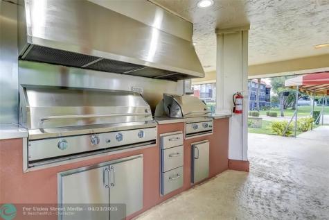 8930 S Hollybrook Boulevard Pembroke Pines FL 33025