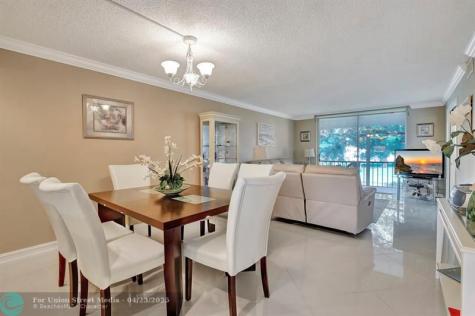 8930 S Hollybrook Boulevard Pembroke Pines FL 33025
