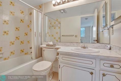 8930 S Hollybrook Boulevard Pembroke Pines FL 33025