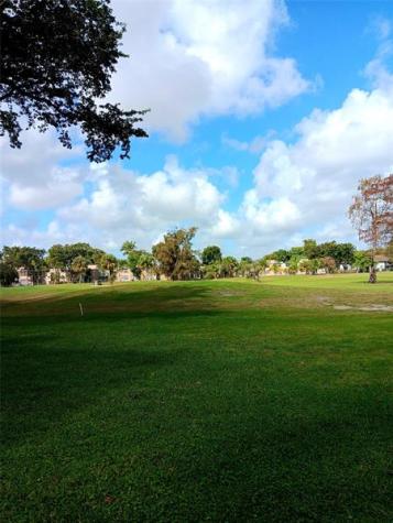 1035 Country Club Drive Margate FL 33063