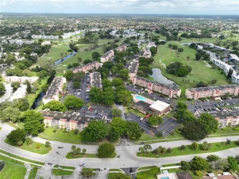 1035 Country Club Drive Margate FL 33063