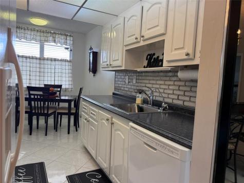 2901 NW 48th Avenue Lauderdale Lakes FL 33313