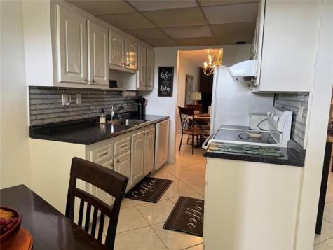 2901 NW 48th Avenue Lauderdale Lakes FL 33313