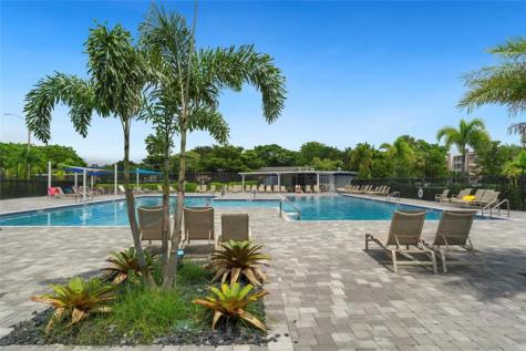 211 Richmond A Deerfield Beach FL 33442