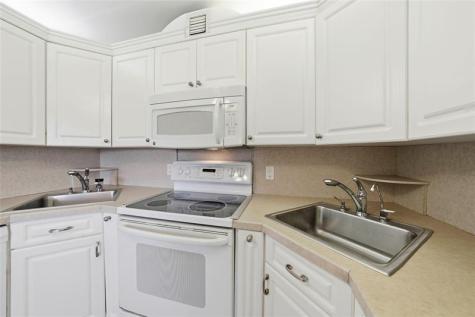 211 Richmond A Deerfield Beach FL 33442