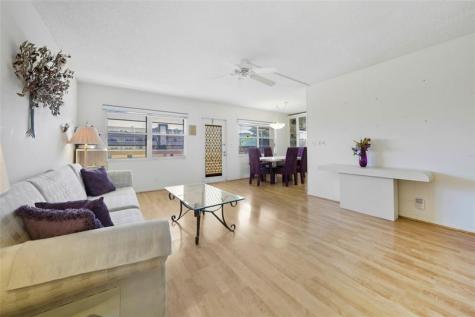 211 Richmond A Deerfield Beach FL 33442