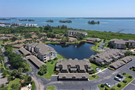 6175 S Mirror Lake Drive Sebastian FL 32958