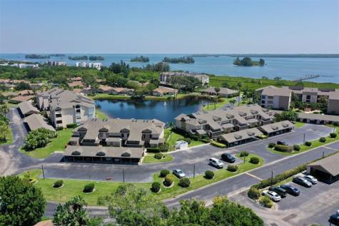 6175 S Mirror Lake Drive Sebastian FL 32958