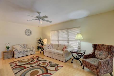 6175 S Mirror Lake Drive Sebastian FL 32958