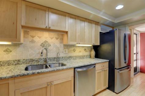 6175 S Mirror Lake Drive Sebastian FL 32958