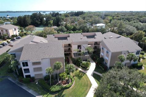 6175 S Mirror Lake Drive Sebastian FL 32958