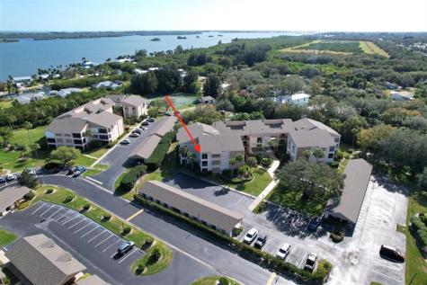 6175 S Mirror Lake Drive Sebastian FL 32958