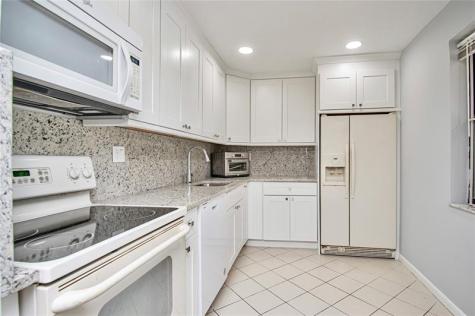 8150 W Mcnab Road Tamarac FL 33321