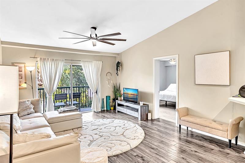 2131 SE 10th Avenue Fort Lauderdale FL 33316