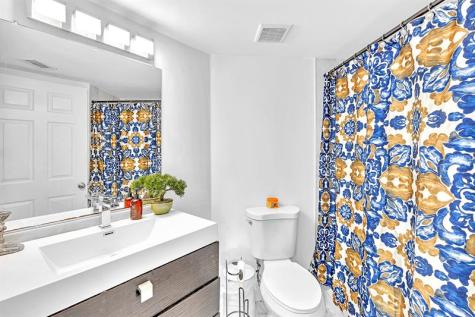 2131 SE 10th Avenue Fort Lauderdale FL 33316