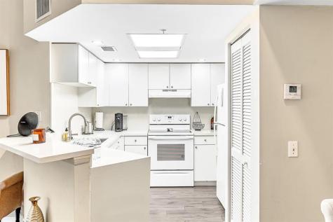 2131 SE 10th Avenue Fort Lauderdale FL 33316