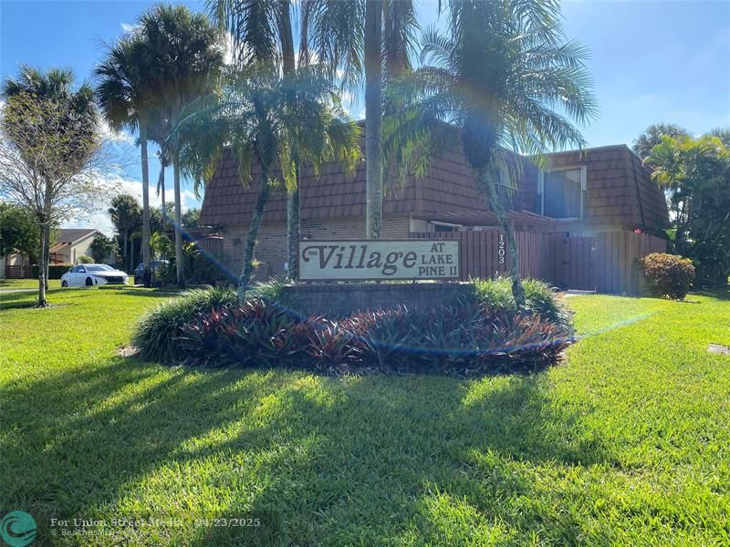 1301 SW 120th Way Davie FL 33325