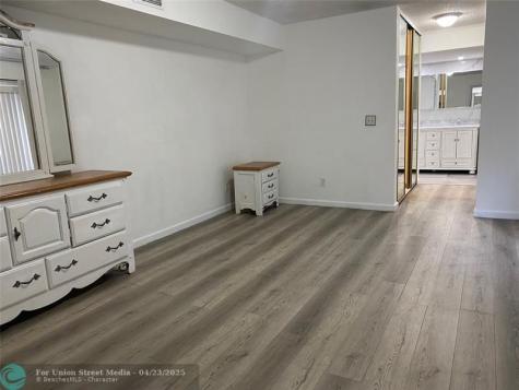 1301 SW 120th Way Davie FL 33325