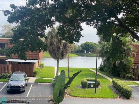 1301 SW 120th Way Davie FL 33325