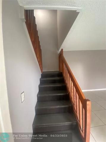 1301 SW 120th Way Davie FL 33325