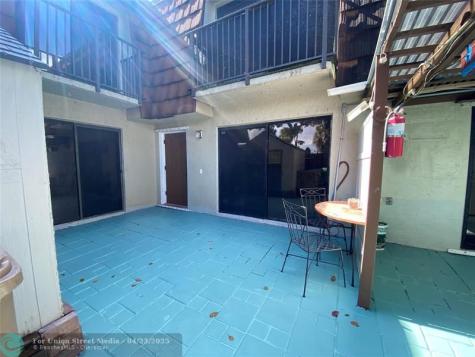 1301 SW 120th Way Davie FL 33325