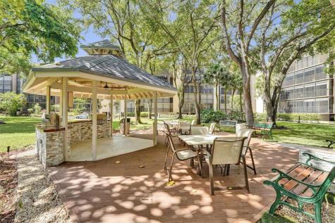 2800 N 46th Avenue Hollywood FL 33021